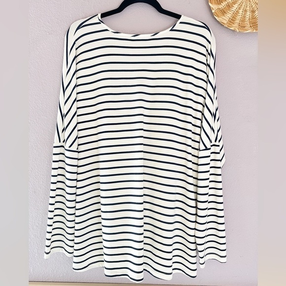 TART Striped Faux Wrap Top Size 3X - Picture 4 of 4